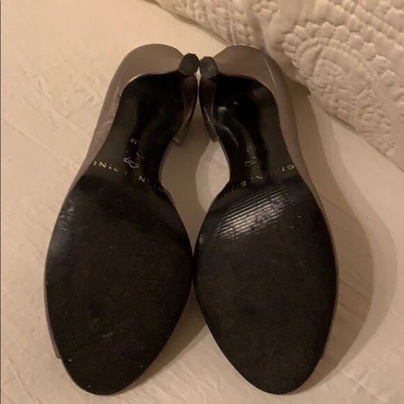 22. Gianni Bini Cocktail Style Silver Heels with Black - Picture 8 of 10